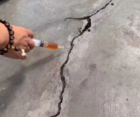 沁县混凝土裂缝修补技术详解​